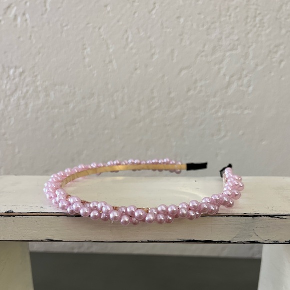 Light Pink Pearl Bead Two Double Strand Layered Twist Pattern Classic Headband - Picture 6 of 8